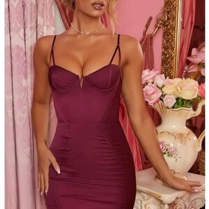 Elegant Burgundy Spaghetti Strap Dress